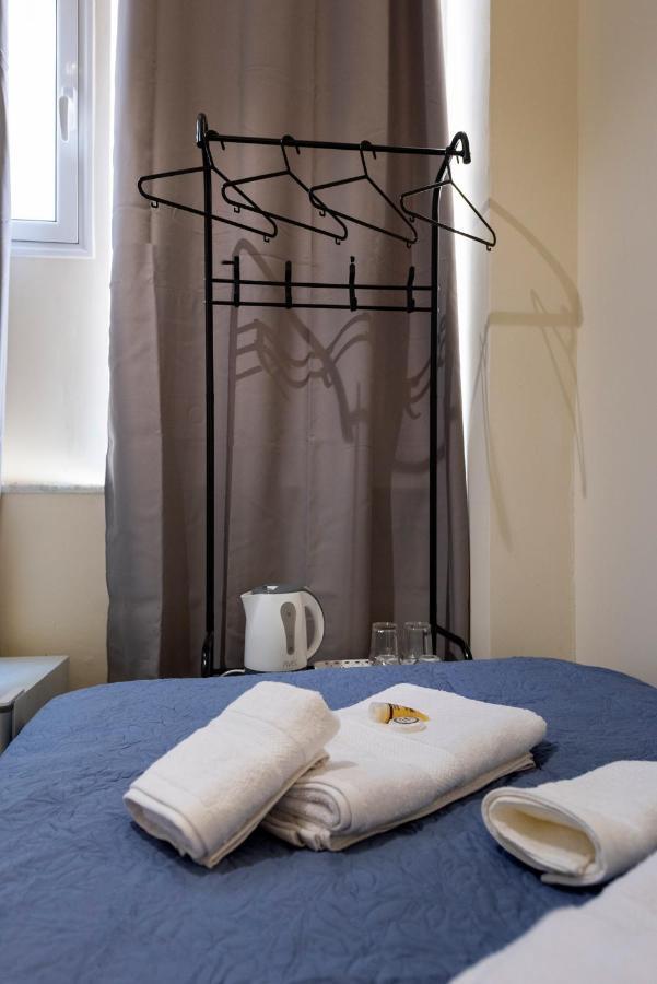 Ferienwohnung Pure Urban Bedboxes Acropolis Metro Petralona Athen Exterior foto