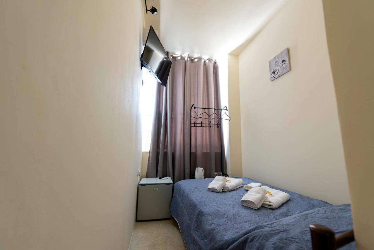 Ferienwohnung Pure Urban Bedboxes Acropolis Metro Petralona Athen Exterior foto