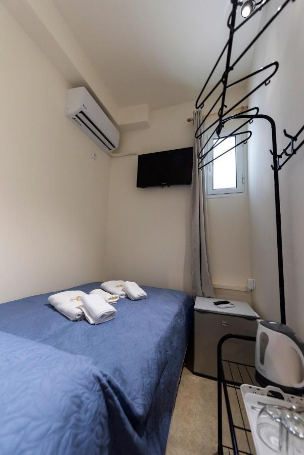Ferienwohnung Pure Urban Bedboxes Acropolis Metro Petralona Athen Exterior foto