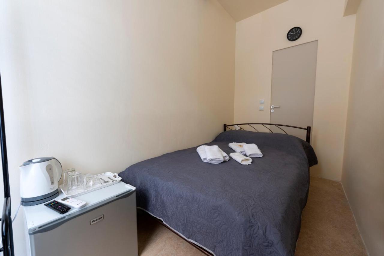 Ferienwohnung Pure Urban Bedboxes Acropolis Metro Petralona Athen Exterior foto