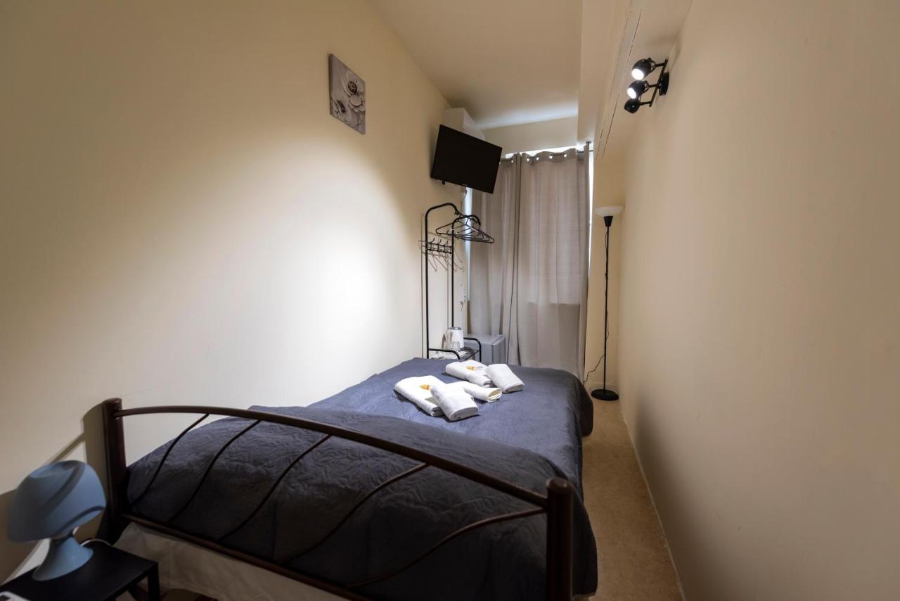 Ferienwohnung Pure Urban Bedboxes Acropolis Metro Petralona Athen Exterior foto